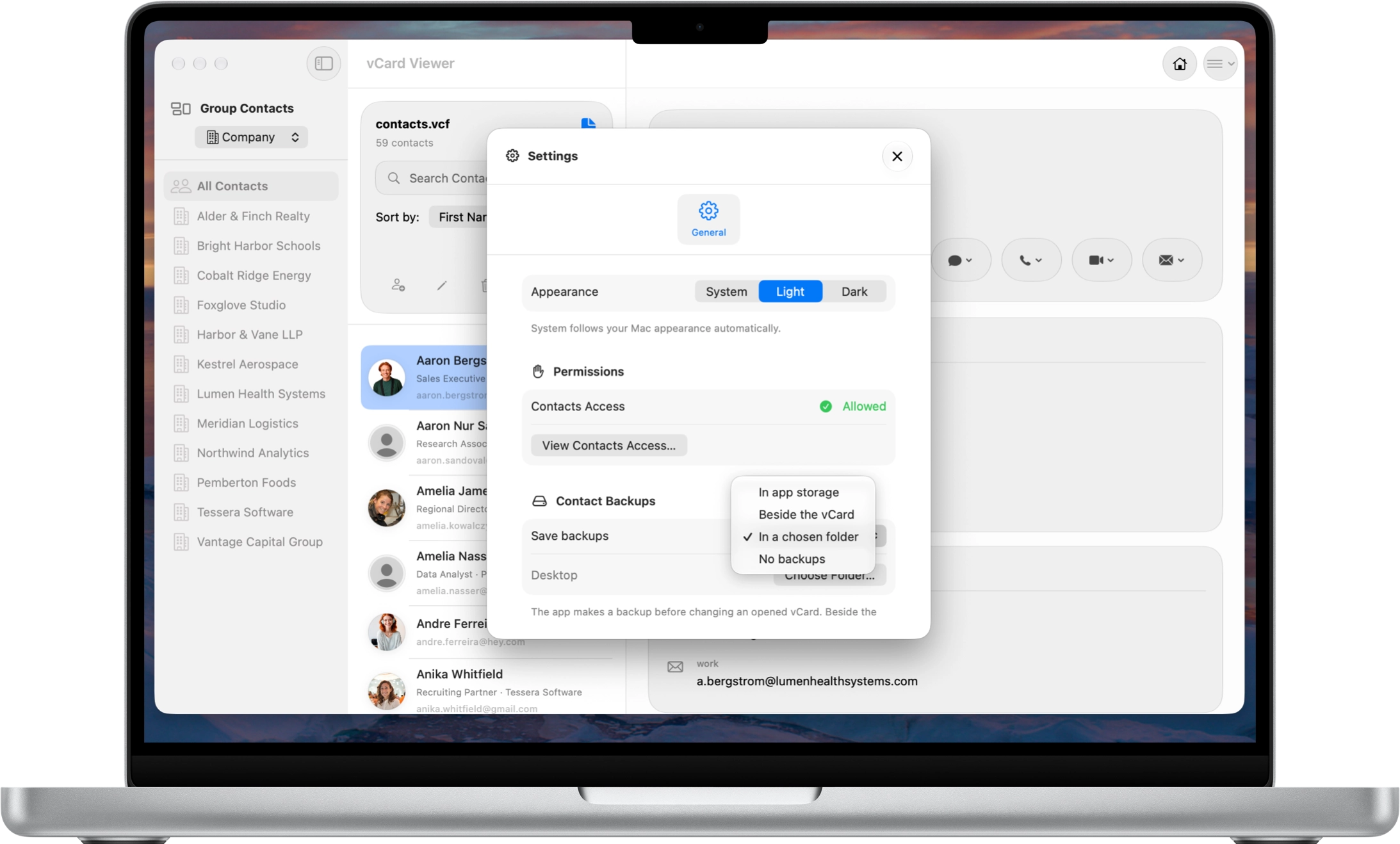vCard Viewer settings showing contact backup locations including app storage, beside the vCard and a chosen folder